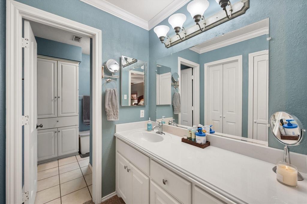 Indian Creek Condo - Residential