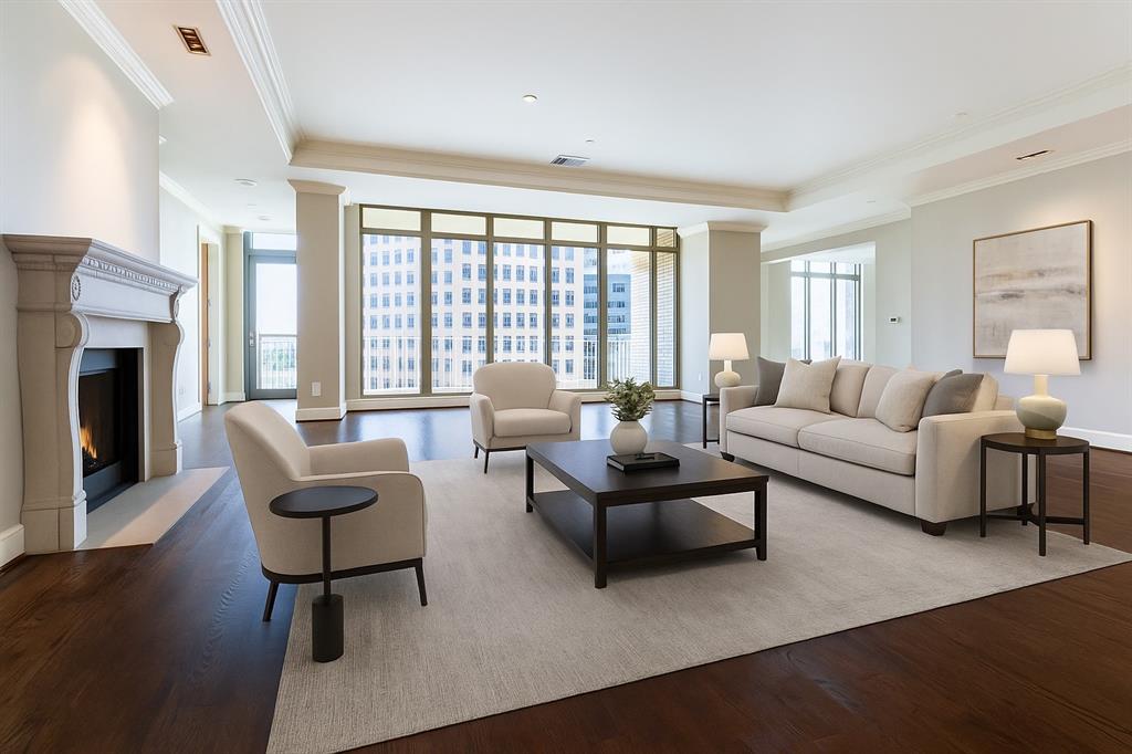 Ritz-Carlton Residences 1 - Residential