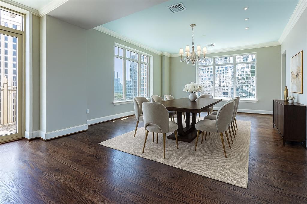 Ritz-Carlton Residences 1 - Residential
