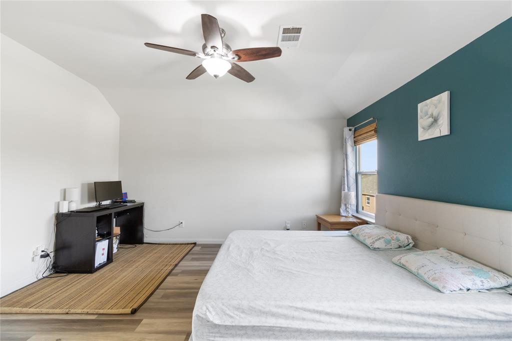 Cypress Bend 2 - Residential Lease