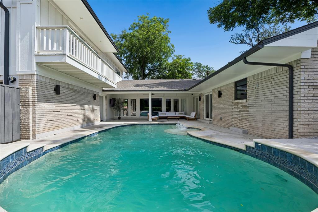 Lovers Lane East - Residential