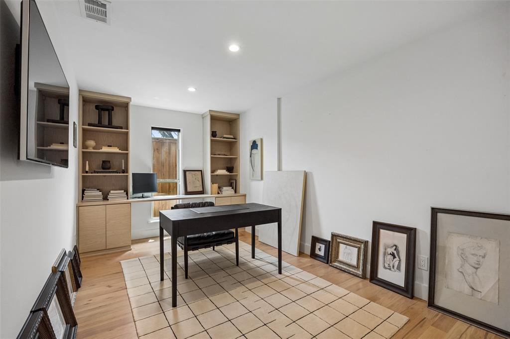 Lovers Lane East - Residential