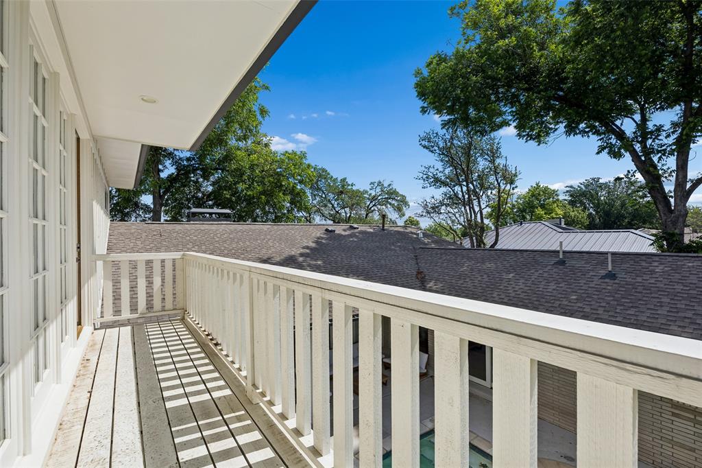 Lovers Lane East - Residential