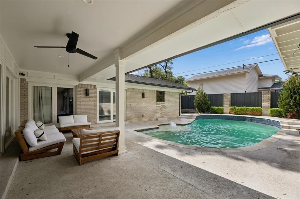 Lovers Lane East - Residential