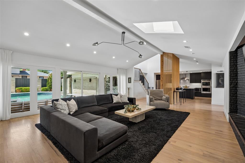 Lovers Lane East - Residential