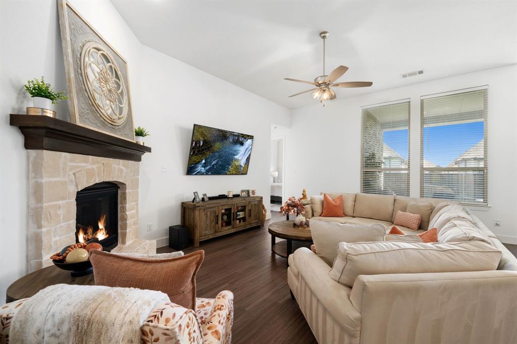 Sonoma Verde - Residential