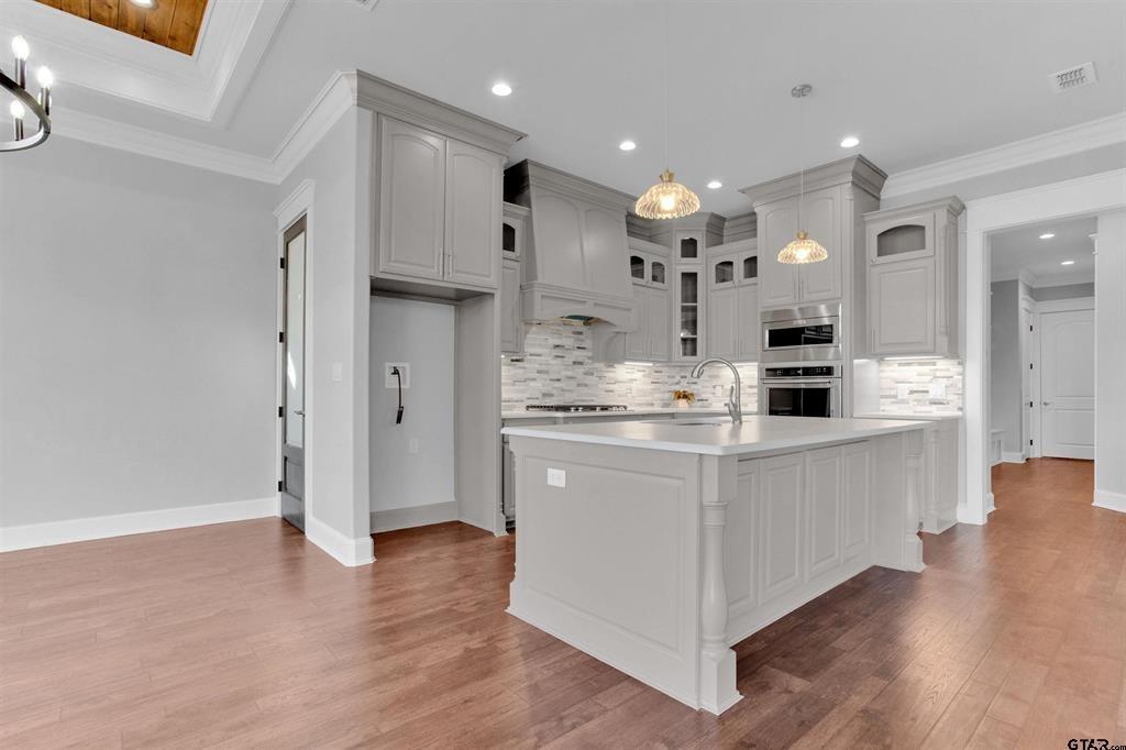 Hide A Way Lake U-61 - Residential
