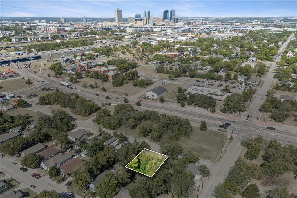 Prime Mixed Use Lot in a High Growth Area! Zoned NS-T4NR. City owned alley on the side and back could be used for parking access to the back of the lot! Steps away from the exciting new development project at Evans & Rosedale. This area is set to transform with state-of-the-art residential and commercial spaces, all framed by the historic charm of Near Southside. Positioned along the same street as the modern, eco-friendly Connex Building, a key landmark in this emerging development hub, this property is at the forefront of Near Southside's growth and expansion. Seize this extraordinary moment to invest before prices soar with the upcoming developments. 6 min drive to downtown Fort Worth and the bustling hospital district, 5 minutes to Wesleyan University and 10 minutes from Texas Christian University. Easy commuting through I-30 and I-35 corridor. This lot offers limitless potential for developers, investors, and visionaries eager to capitalize on the area's dynamic growth. With its versatile zoning and prime location, you can bring your creative ideas to life and transform this property into a lucrative mixed-use development. Your vision could shape the future of this vibrant community!