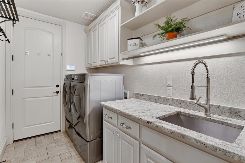 Whispering Oaks - Residential