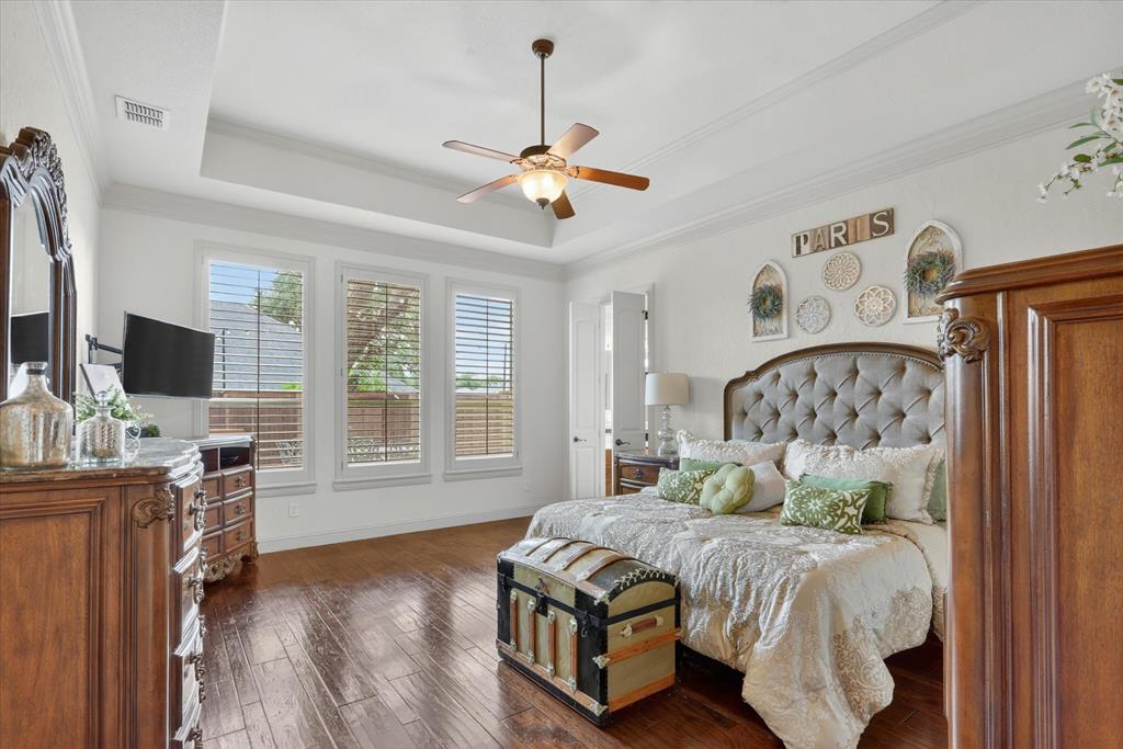Whispering Oaks - Residential