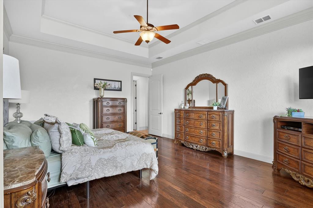 Whispering Oaks - Residential