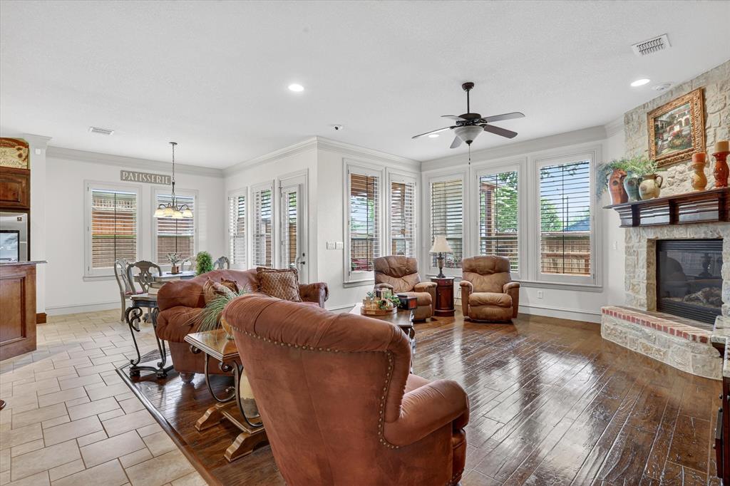 Whispering Oaks - Residential