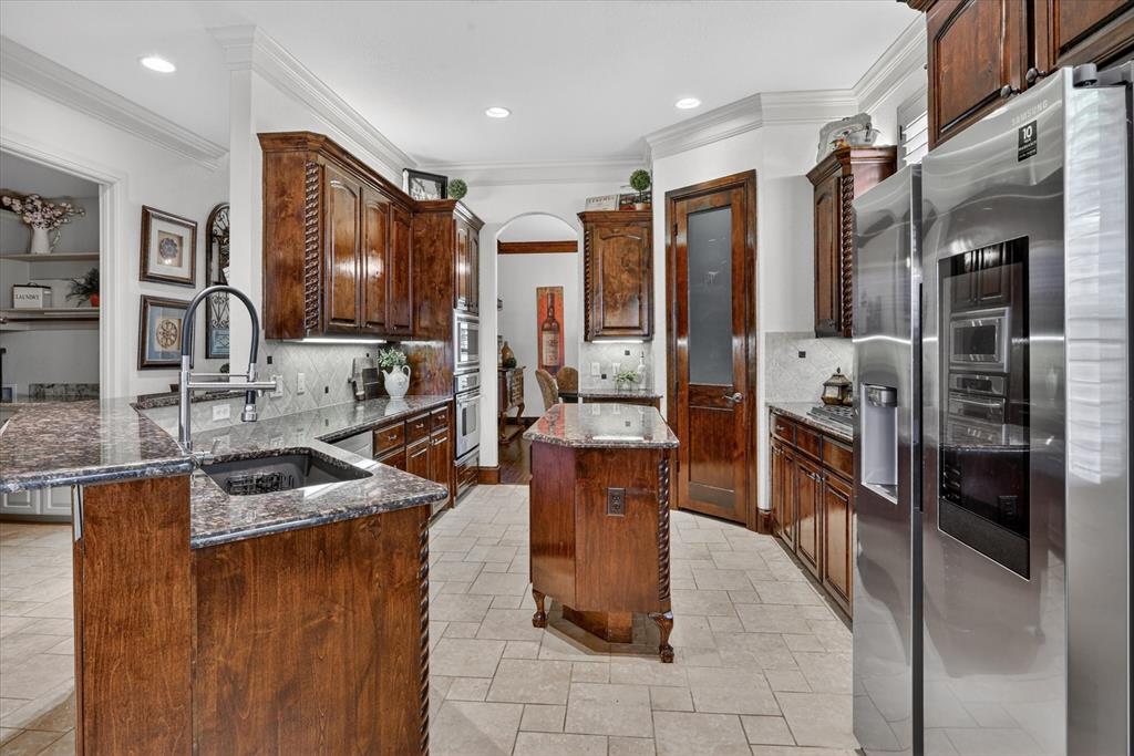 Whispering Oaks - Residential