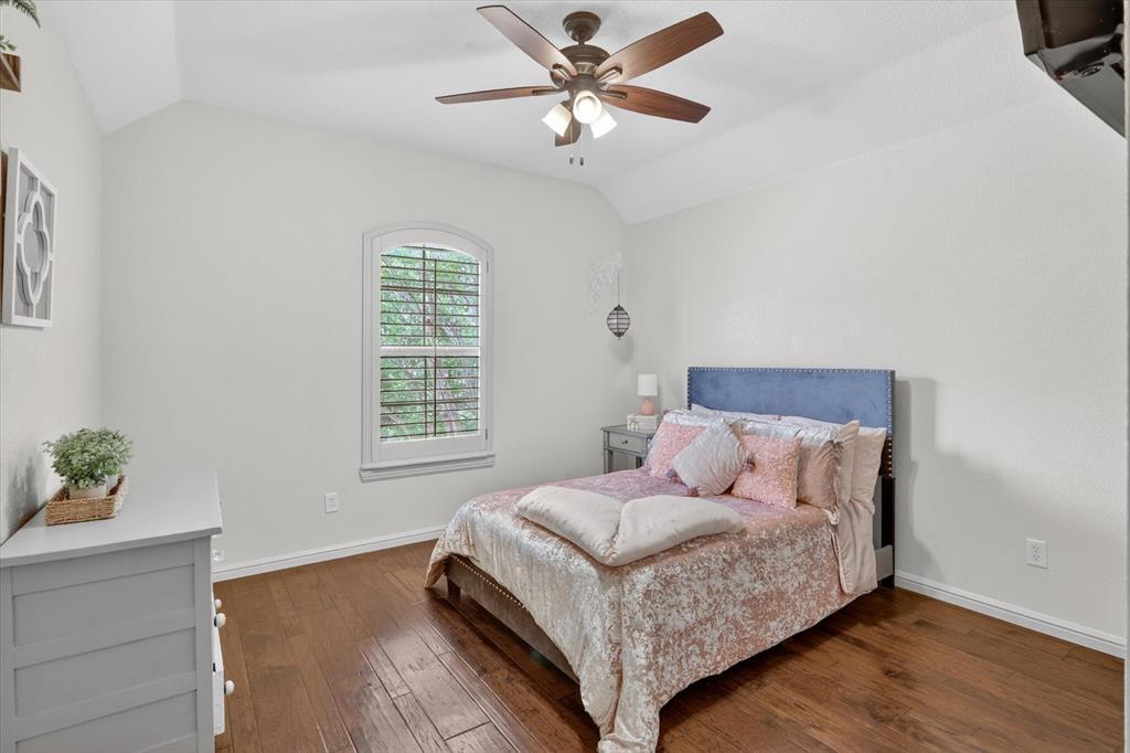 Whispering Oaks - Residential