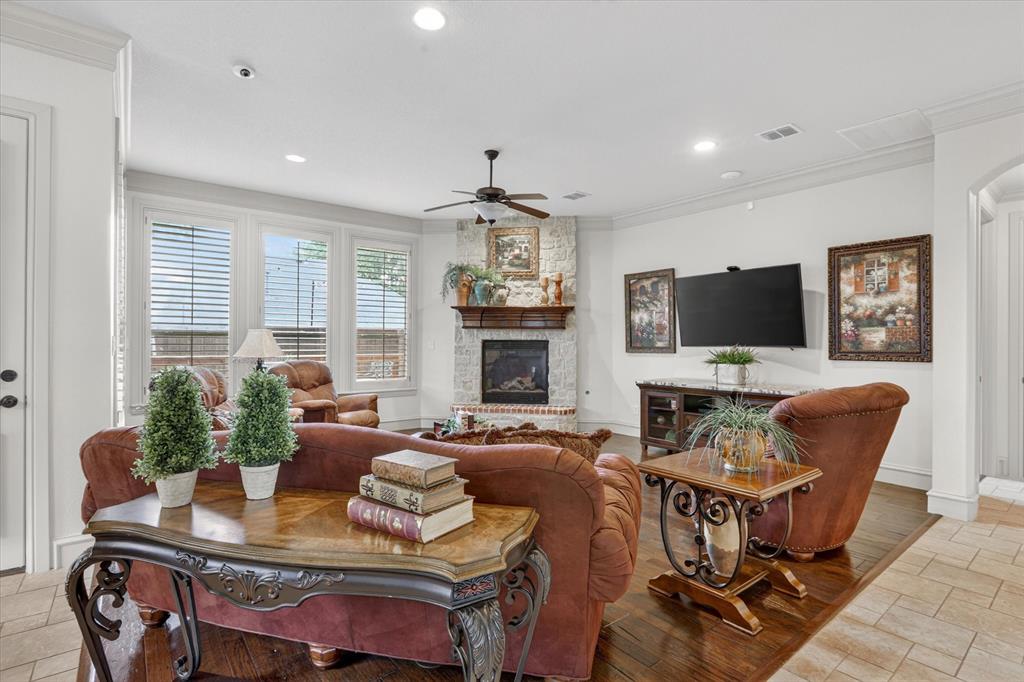 Whispering Oaks - Residential