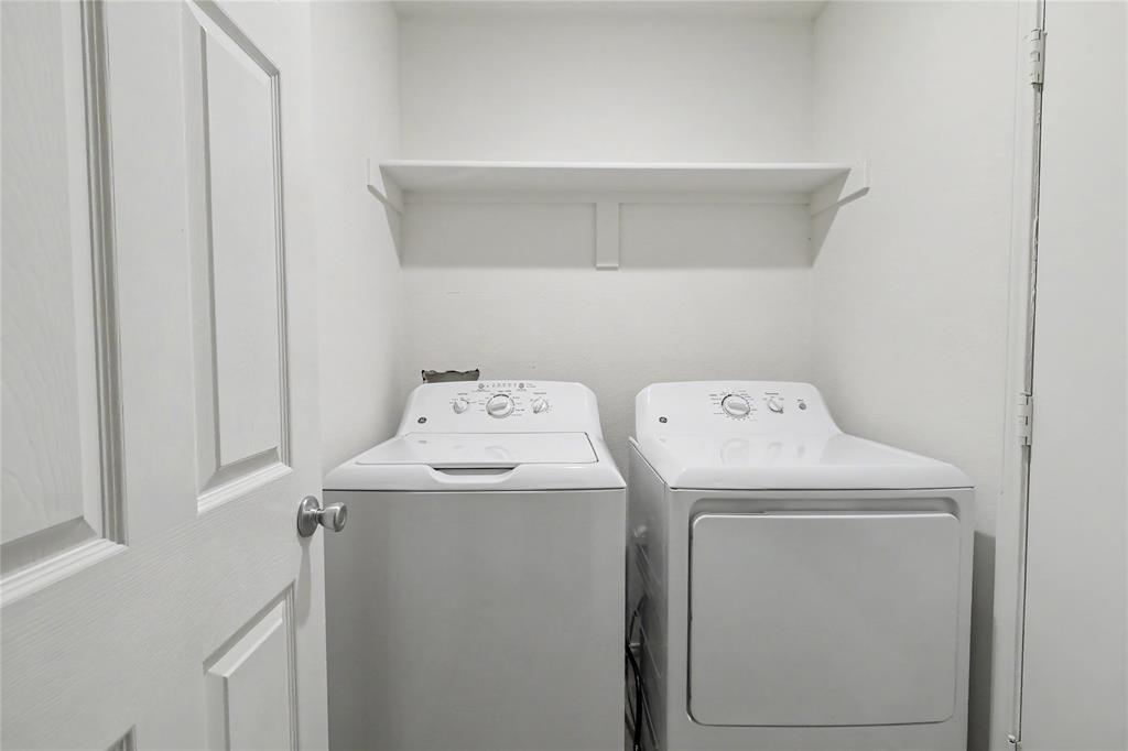 Falcon S Lair Ph 4b - Residential