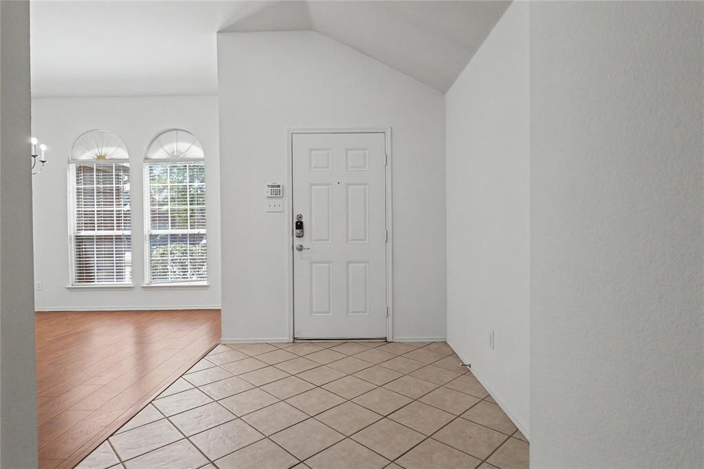 Falcon S Lair Ph 4b - Residential