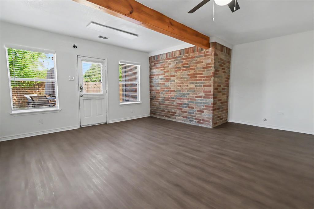 Falcon S Lair Ph 4b - Residential