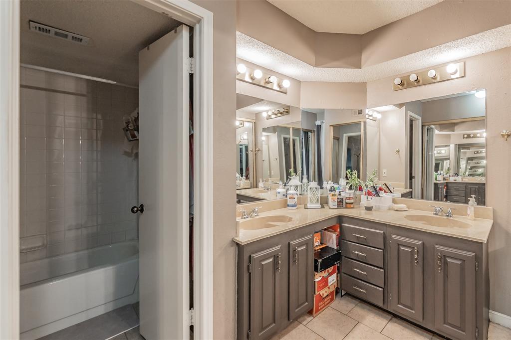 Woodhaven Hills Condo Ph 2 - Residential