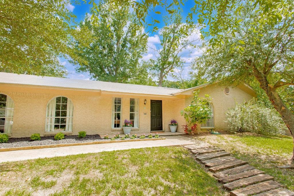 Woodland Acres West - Residential