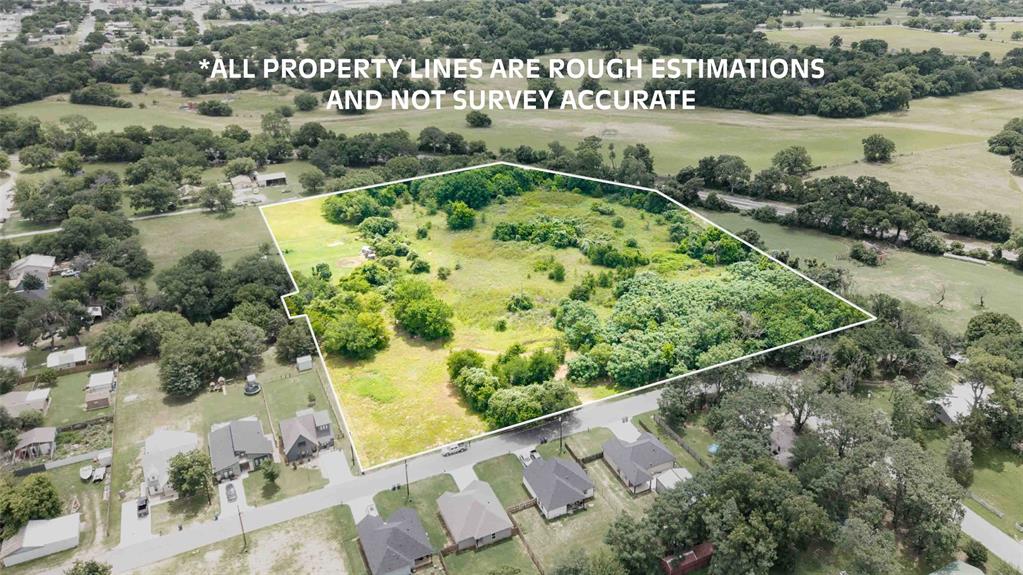 Prime opportunity to own 7.89 acres of unimproved residential land in Bridgeport, Texas, ideally positioned next to one of the area's newest developments. This tract offers the perfect blend of small-town living, growth potential, and convenience, making it an attractive option for homebuyers, builders, and investors alike.
Located just a short commute to Denton and the DFW Metroplex, this property gives buyers the chance to enjoy more space and privacy without giving up access to major employment centers, shopping, dining, and entertainment. With easy access to regional highways and continued growth in the surrounding area, this tract is well-suited for those looking to build a custom home, hold as an investment, or explore future development potential.
Buyers will appreciate the ample acreage, room for a homesite and outdoor amenities, and the appeal of being near a newer residential development, which may enhance long-term desirability and value. Whether you're looking for a peaceful place to build or land in a growing market, this 7.89-acre Bridgeport tract is a rare find with strong upsides!