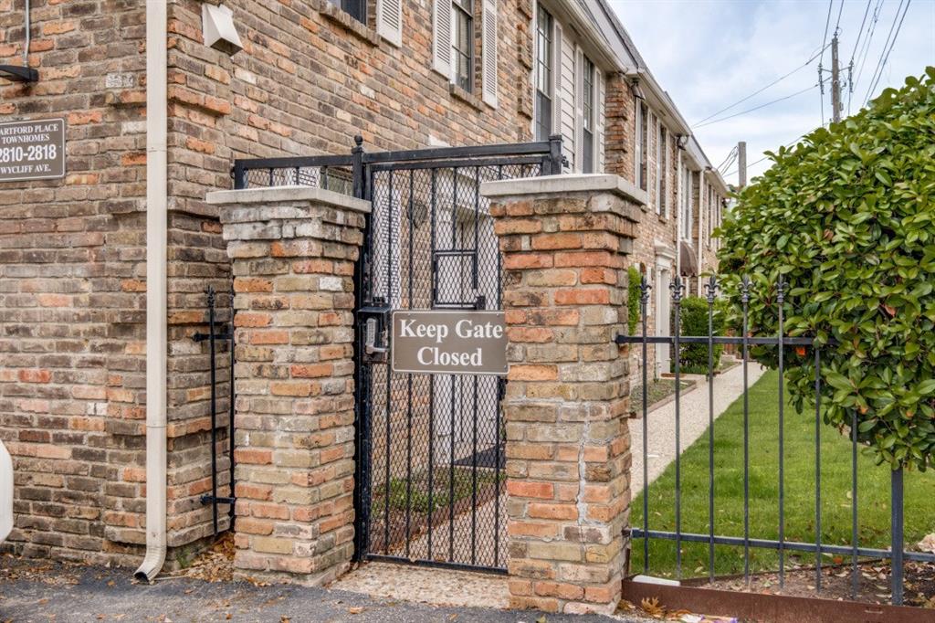 Hartford Place Condo - Residential
