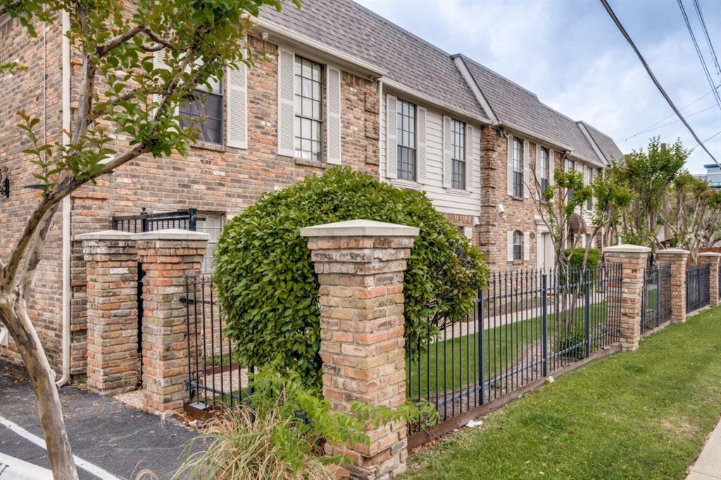 Hartford Place Condo - Residential