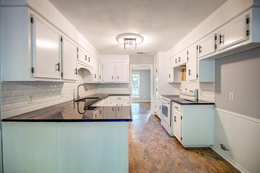 Overland Stage Estates - Residential Lease