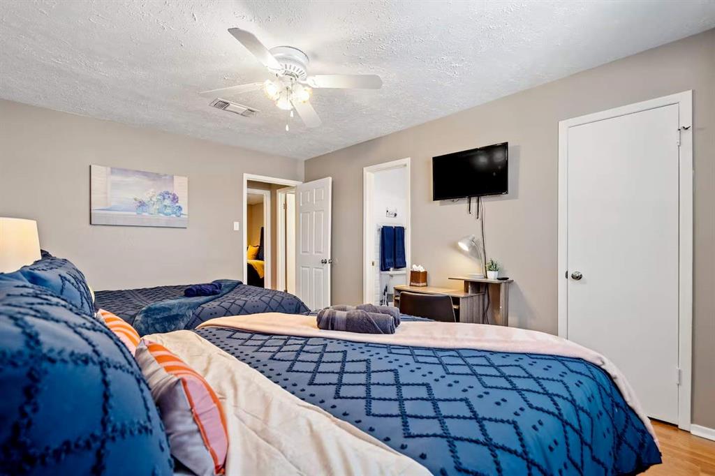 Mountain Creek Twnhs - Residential