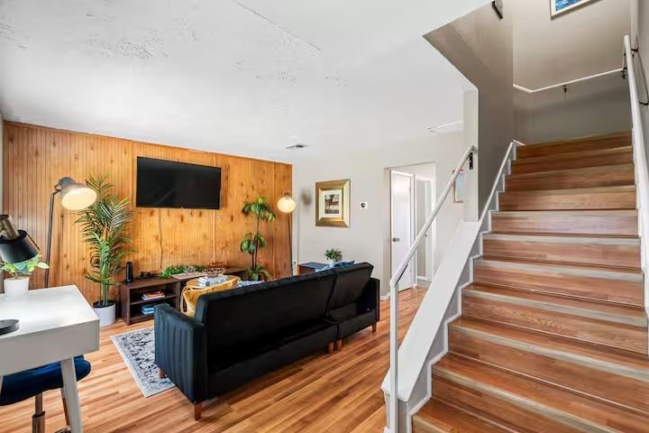 Mountain Creek Twnhs - Residential