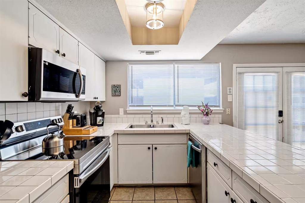Mountain Creek Twnhs - Residential