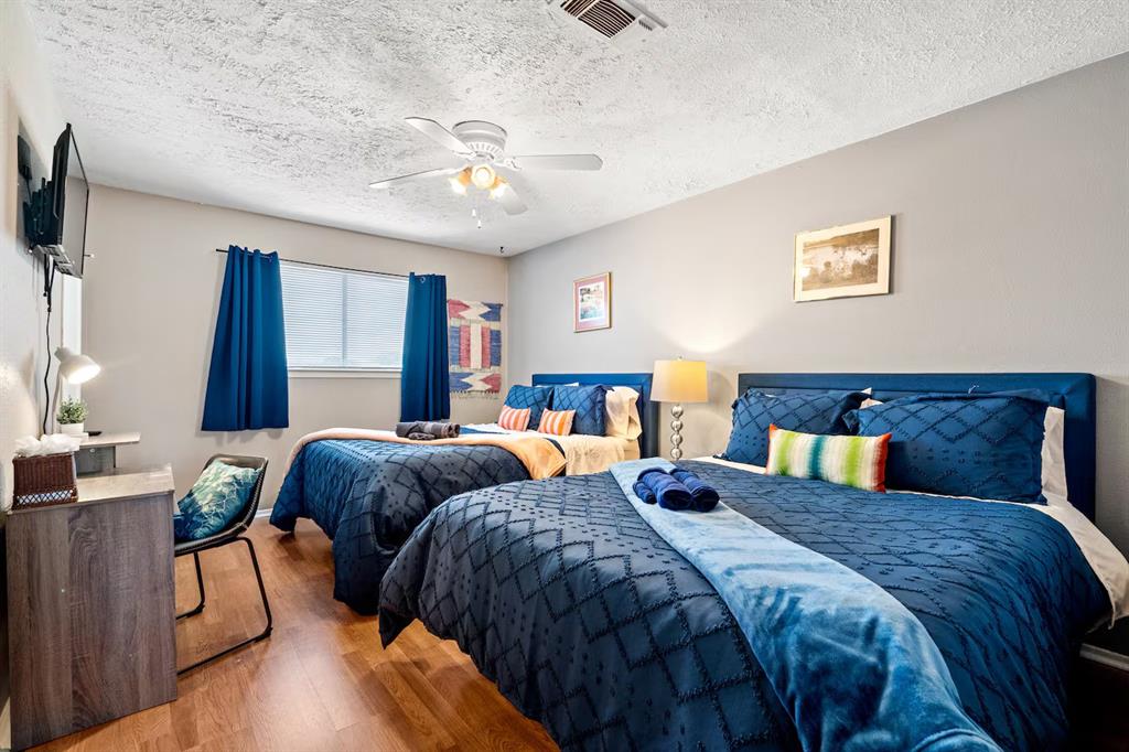 Mountain Creek Twnhs - Residential