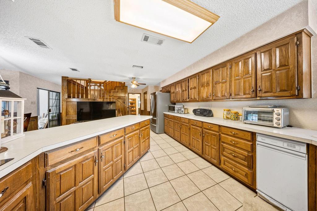 Bentley Village Add - Residential