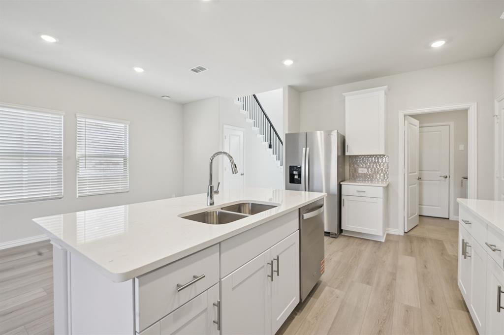 Lakehaven - Residential
