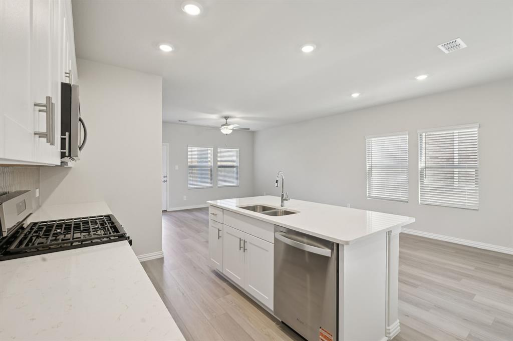 Lakehaven - Residential