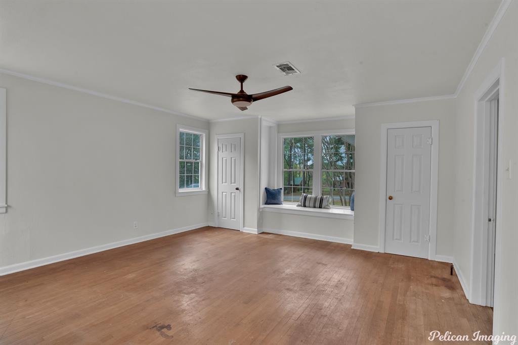 Town-Plain Dealing - Residential