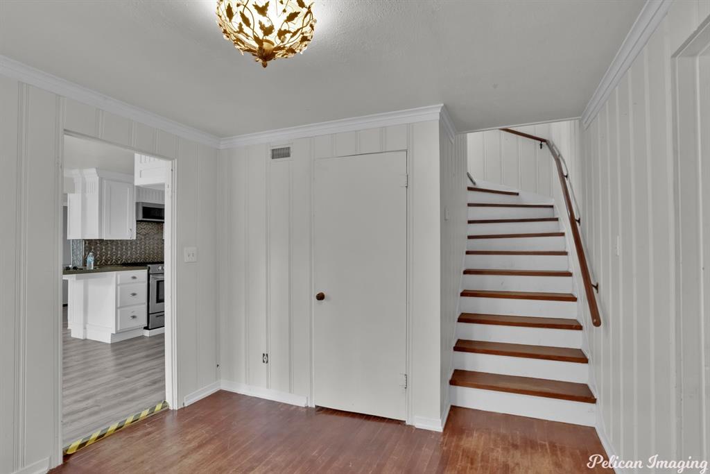 Town-Plain Dealing - Residential
