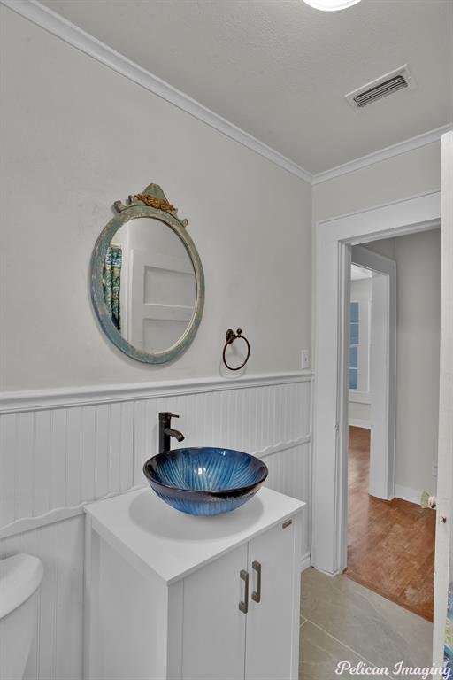Town-Plain Dealing - Residential