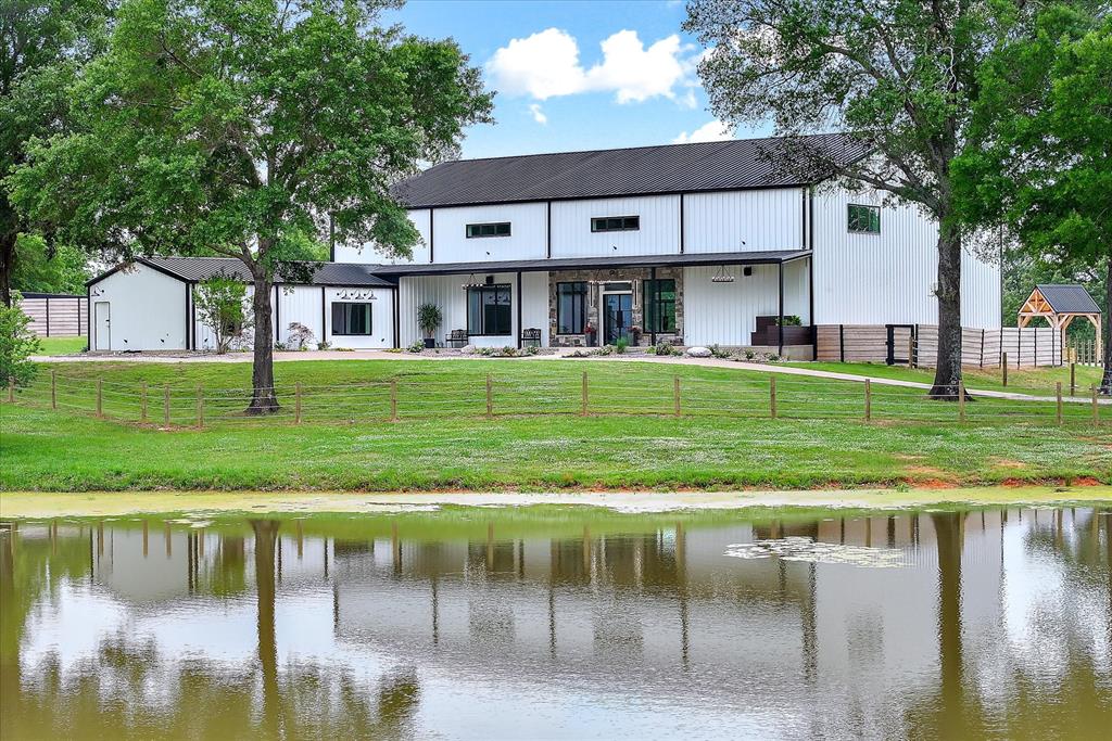 J BURLESON & S BIVENS - Commercial Sale