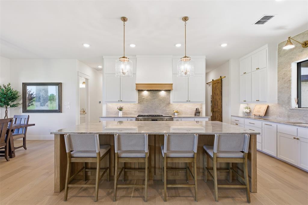 Lindsey E - Residential