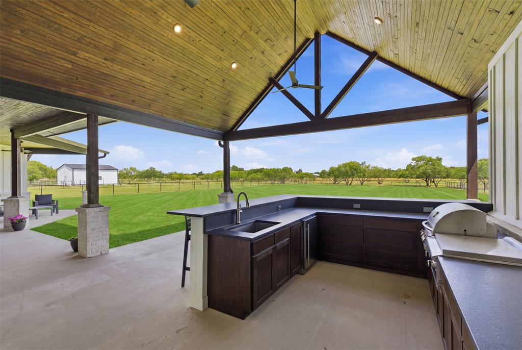 Lindsey E - Residential