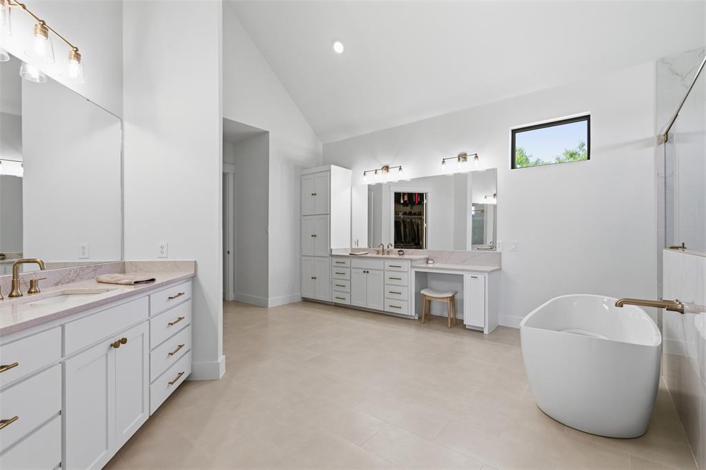 Lindsey E - Residential
