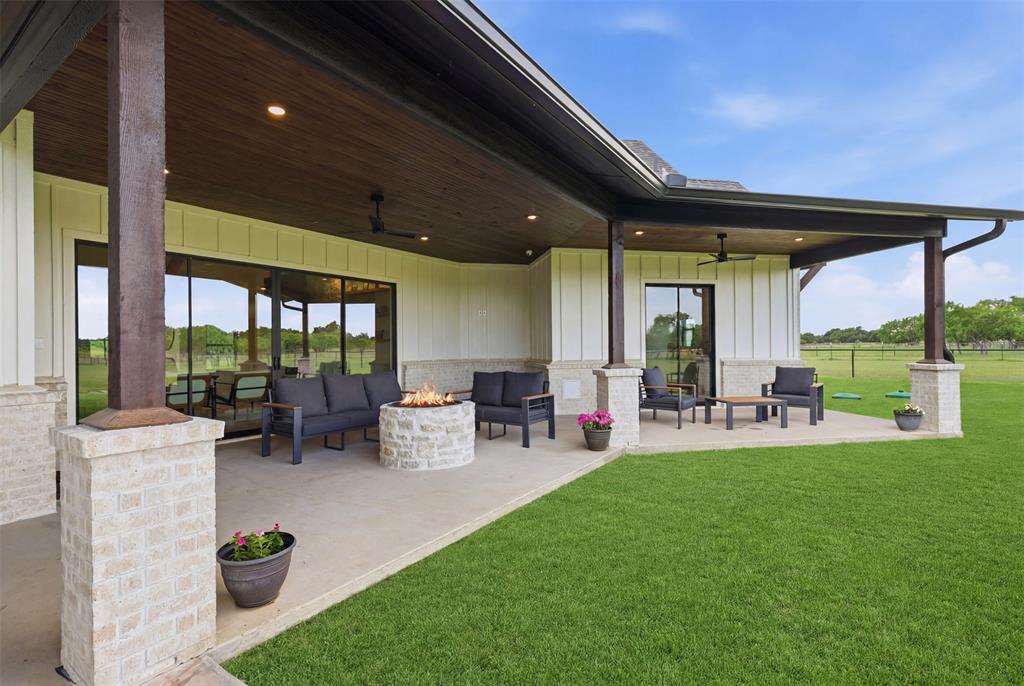 Lindsey E - Residential