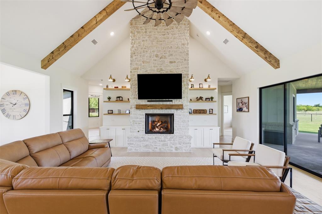 Lindsey E - Residential
