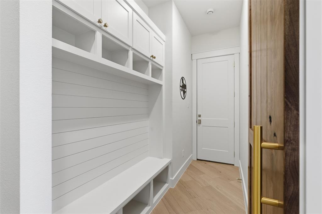 Lindsey E - Residential