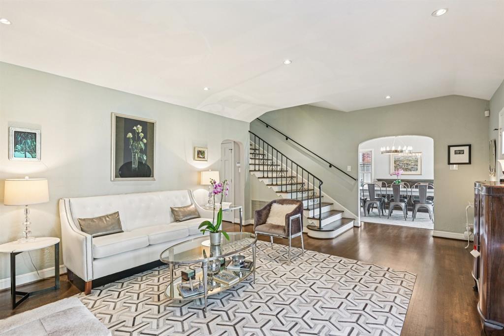 Caruth Hills Add Sec 01 - Residential