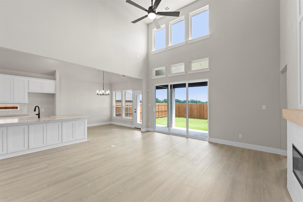 Pecan Hill - Residential
