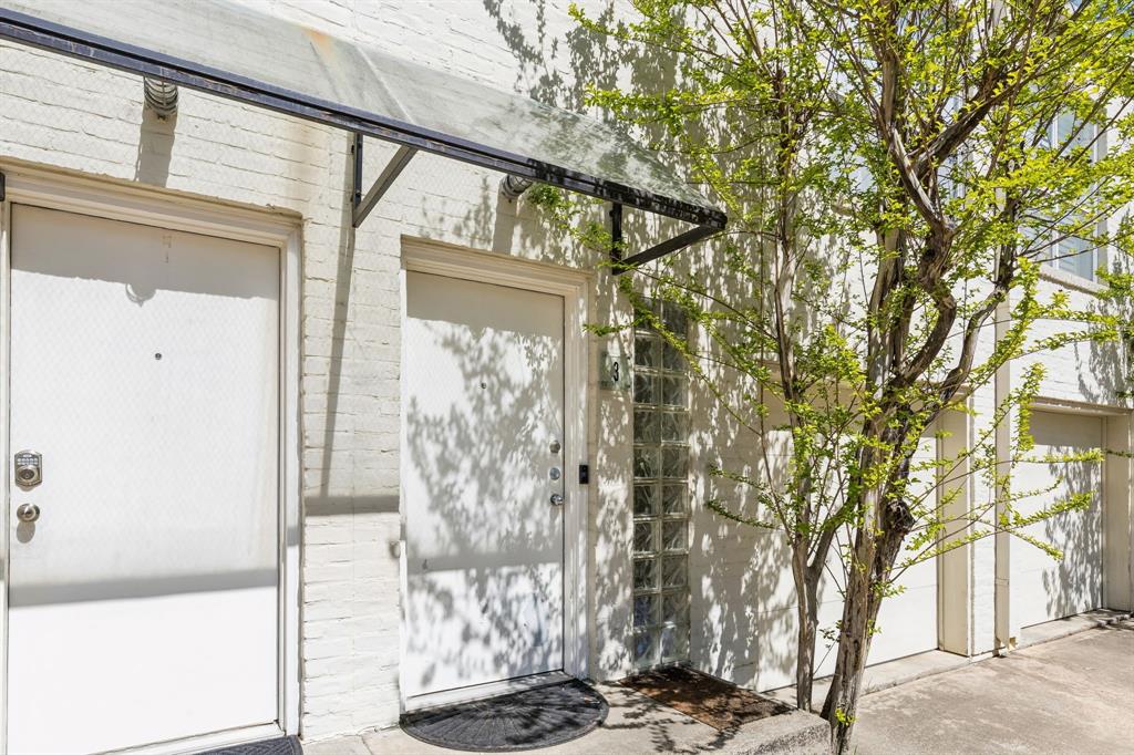 4134 Travis Street Condos - Residential