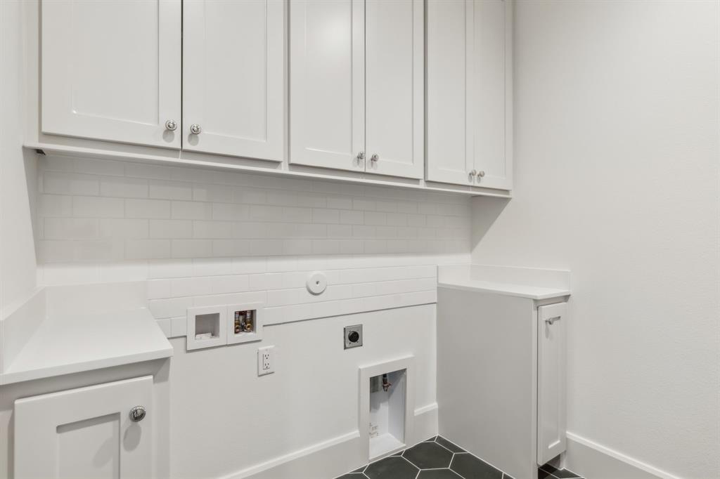 WHITE ROCK BLUFFS - Residential