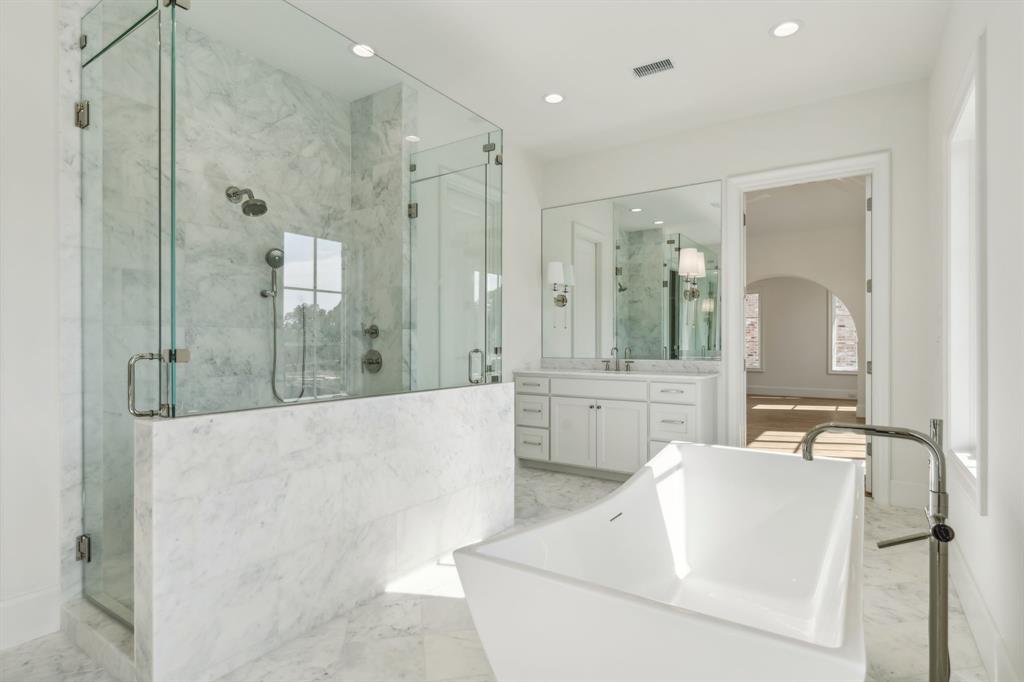 WHITE ROCK BLUFFS - Residential